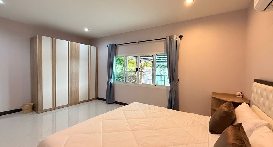 For rent and for sale 4 bedrooms house in San Sai, Chiang Mai