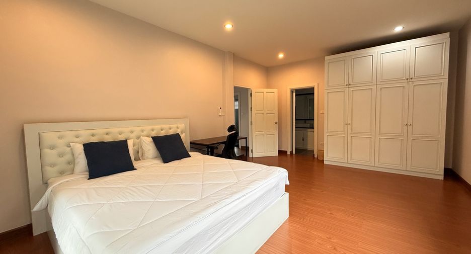 For rent and for sale 4 bedrooms house in San Sai, Chiang Mai