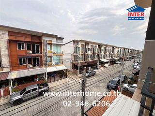 For sale 5 ベッドルーム townhouse in Saphan Sung, Bangkok