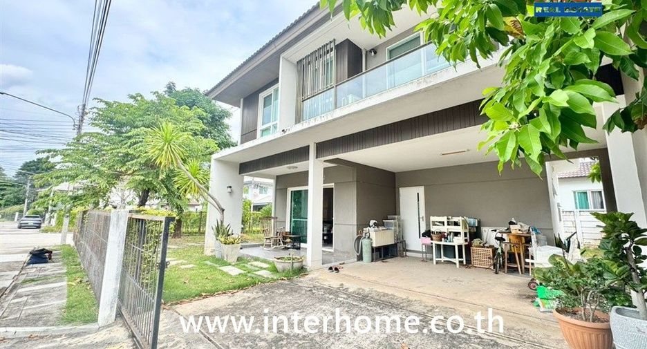 For sale 3 bedrooms house in Mueang Nakhon Ratchasima, Nakhon Ratchasima