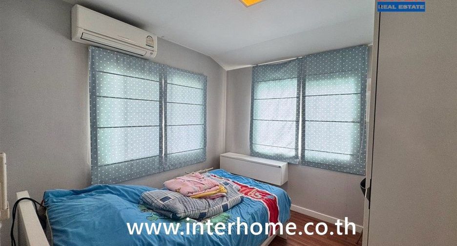 For sale 3 bedrooms house in Mueang Nakhon Ratchasima, Nakhon Ratchasima