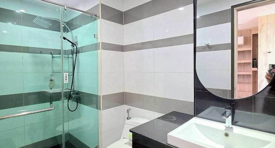 For sale 2 bedrooms condo in Bang Lamung, Chonburi