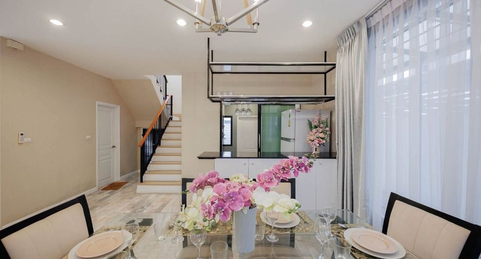 For rent 3 bedrooms house in Mueang Chiang Mai, Chiang Mai