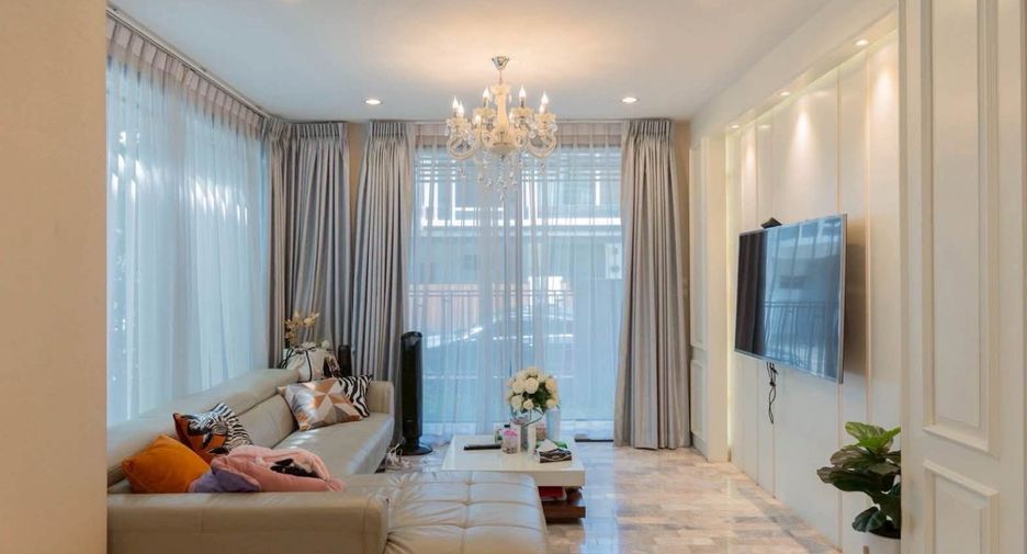 For rent 3 bedrooms house in Mueang Chiang Mai, Chiang Mai