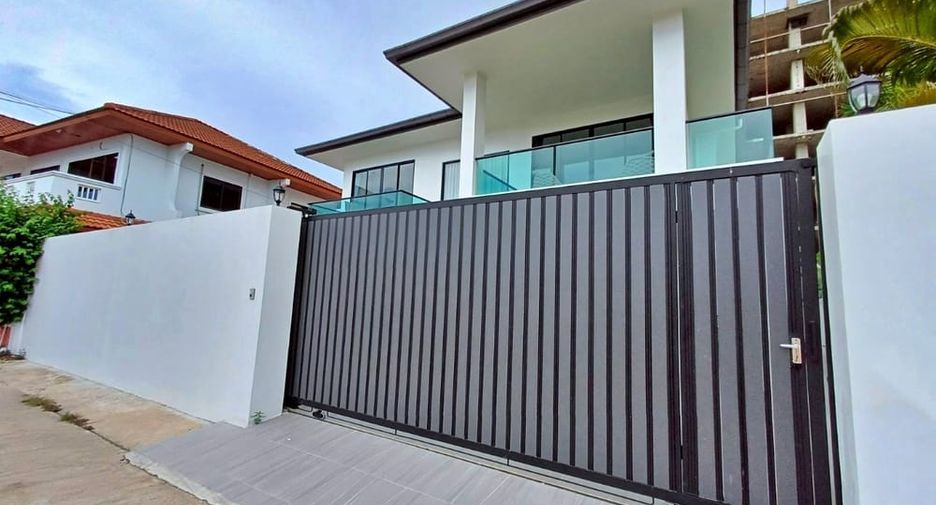 Villa zur Miete und zum Kauf mit 5 Zimmer in Jomtien, Pattaya