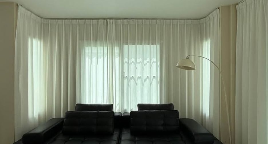 For rent 3 bedrooms house in Mueang Phuket, Phuket