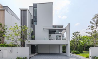 For rent and for sale 4 bedrooms house in Saphan Sung, Bangkok