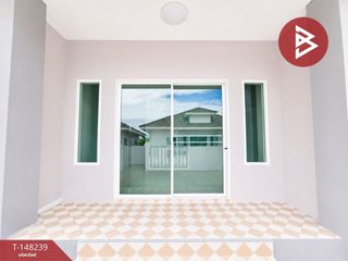 For sale 3 bedrooms house in Photharam, Ratchaburi