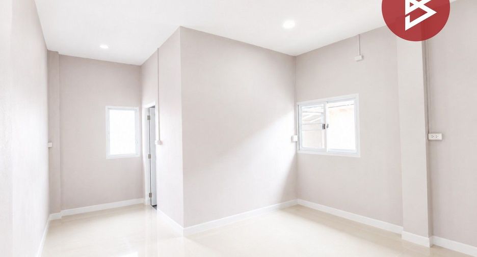 For sale 3 bedrooms house in Photharam, Ratchaburi