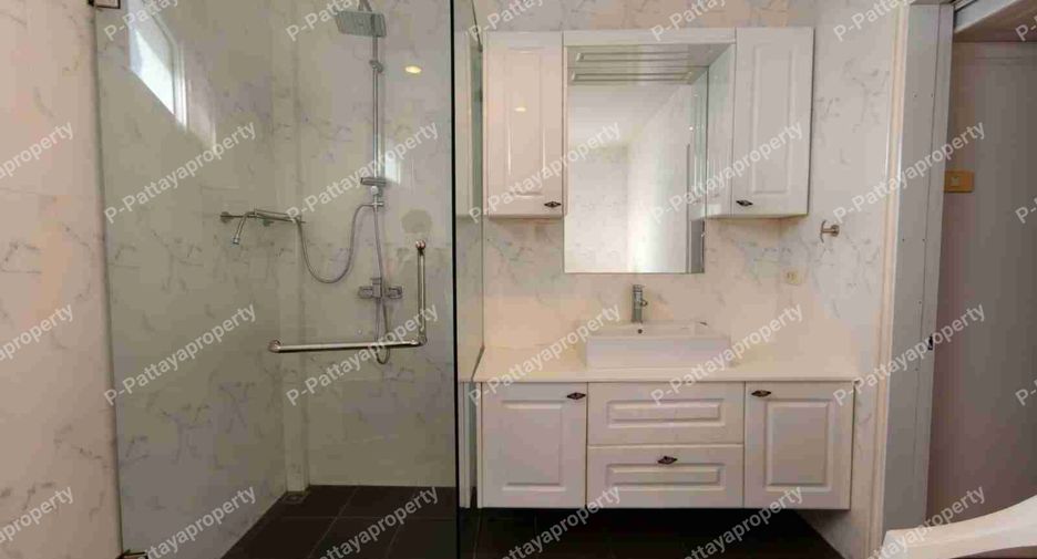 Casa en venta de 4 habitaciones en Jomtien, Pattaya