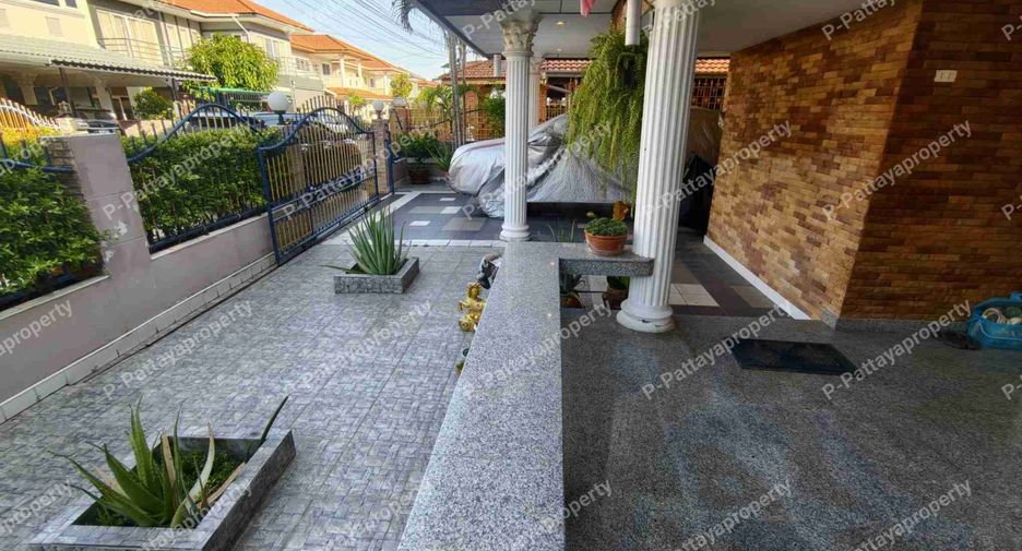 Casa en venta de 4 habitaciones en Jomtien, Pattaya