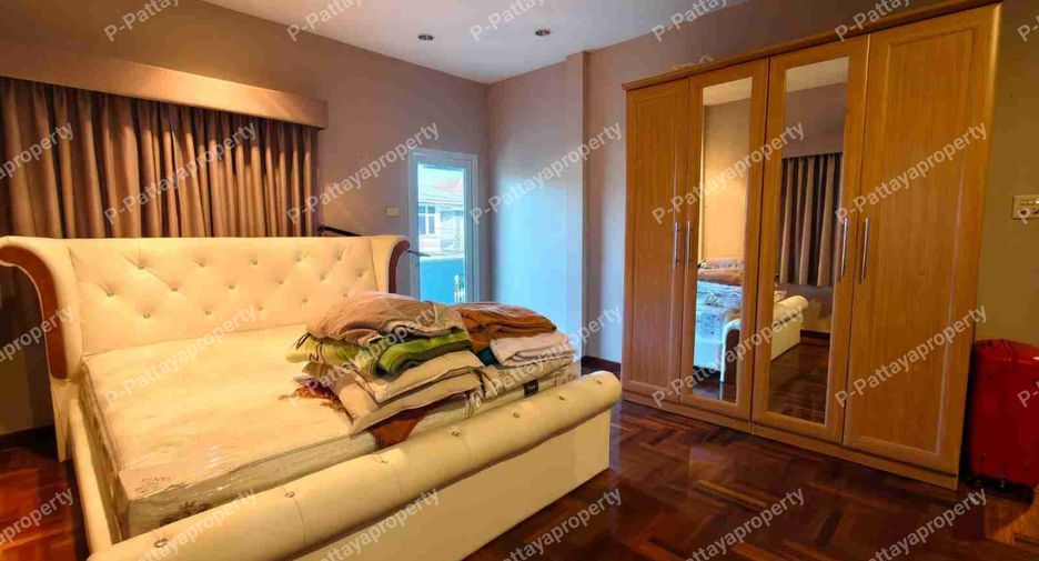 Casa en venta de 4 habitaciones en Jomtien, Pattaya