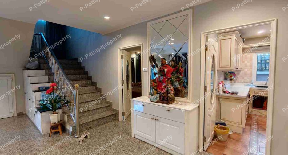 Casa en venta de 4 habitaciones en Jomtien, Pattaya