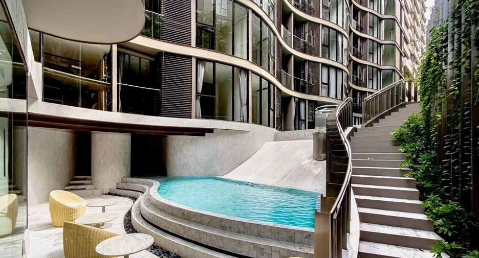 For rent and for sale 11 bedrooms condo in Khlong Toei, Bangkok