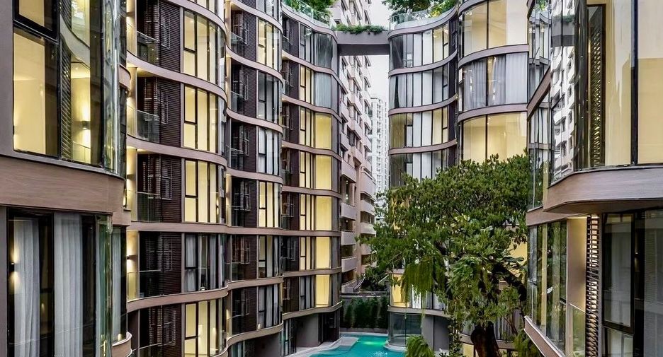 For rent and for sale 11 bedrooms condo in Khlong Toei, Bangkok