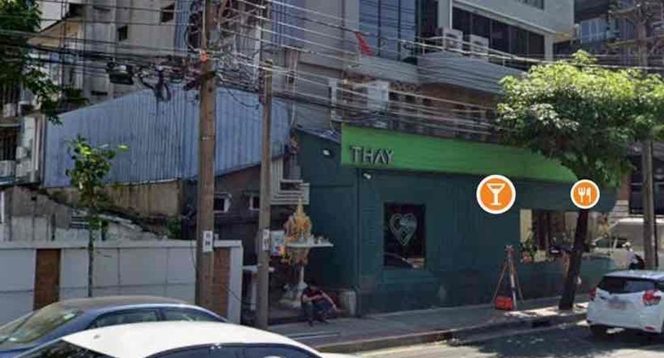 For sale 3 bedrooms retail Space in Watthana, Bangkok