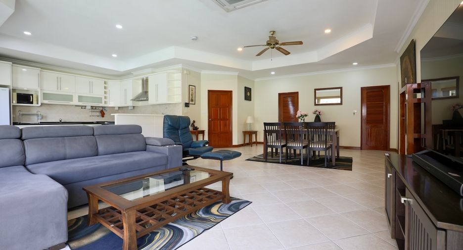 Haus zum Kauf mit 3 Zimmer in Jomtien, Pattaya