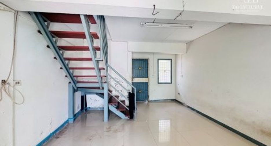For sale 2 bedrooms townhouse in Nong Suea, Pathum Thani