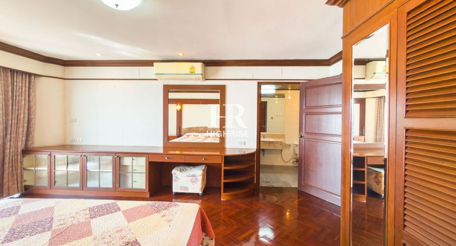 For sale 3 bedrooms condo in Bang Lamung, Chonburi