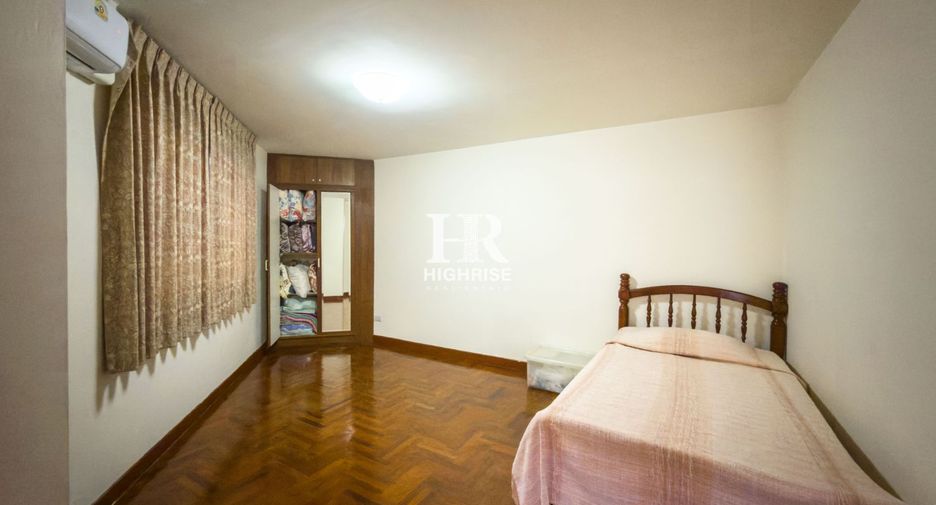For sale 3 bedrooms condo in Bang Lamung, Chonburi