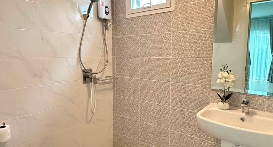 For rent and for sale 4 bedrooms house in Hang Dong, Chiang Mai