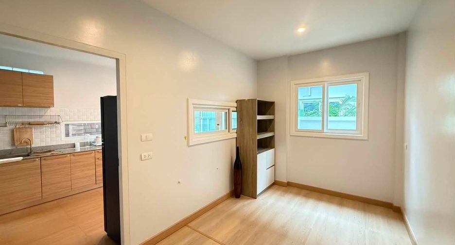 For rent and for sale 4 bedrooms house in Hang Dong, Chiang Mai