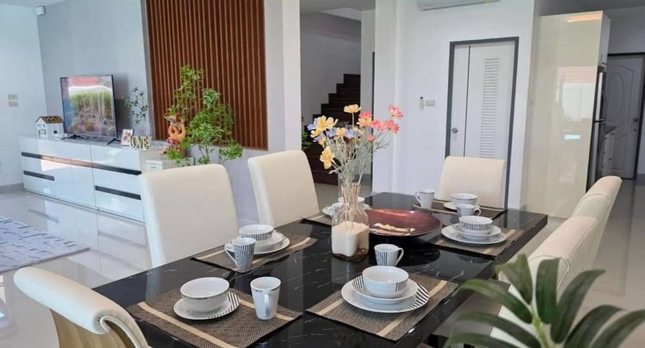 Villa zur Miete mit 3 Zimmer in Bang Lamung, Chonburi