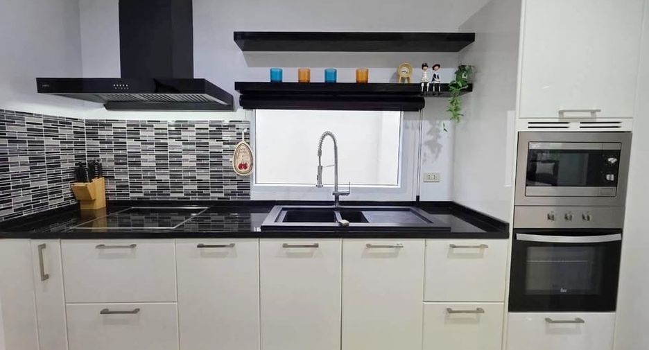 Villa zur Miete mit 3 Zimmer in Bang Lamung, Chonburi