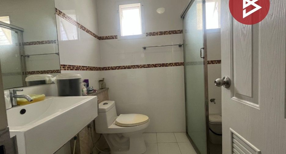 For sale 3 bedrooms house in Pluak Daeng, Rayong