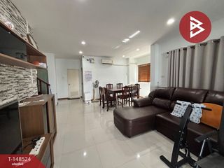 For sale 6 bedrooms house in Ban Bueng, Chonburi