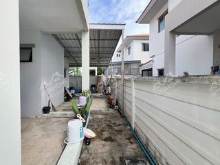 Haus zum Kauf mit 3 Zimmer in Bang Yai, Nonthaburi