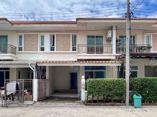 À vendre 3 chambres maison de ville à Bang Yai, Nonthaburi