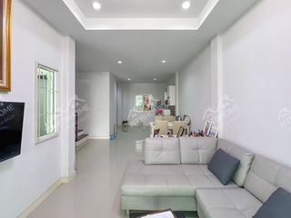 À vendre 3 chambres maison de ville à Bang Yai, Nonthaburi