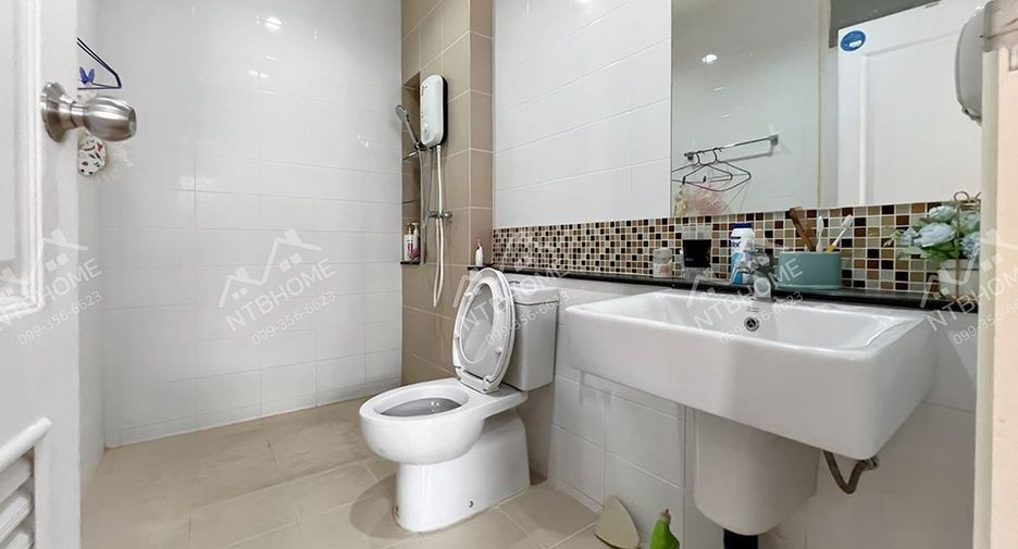 À vendre 3 chambres maison de ville à Bang Yai, Nonthaburi
