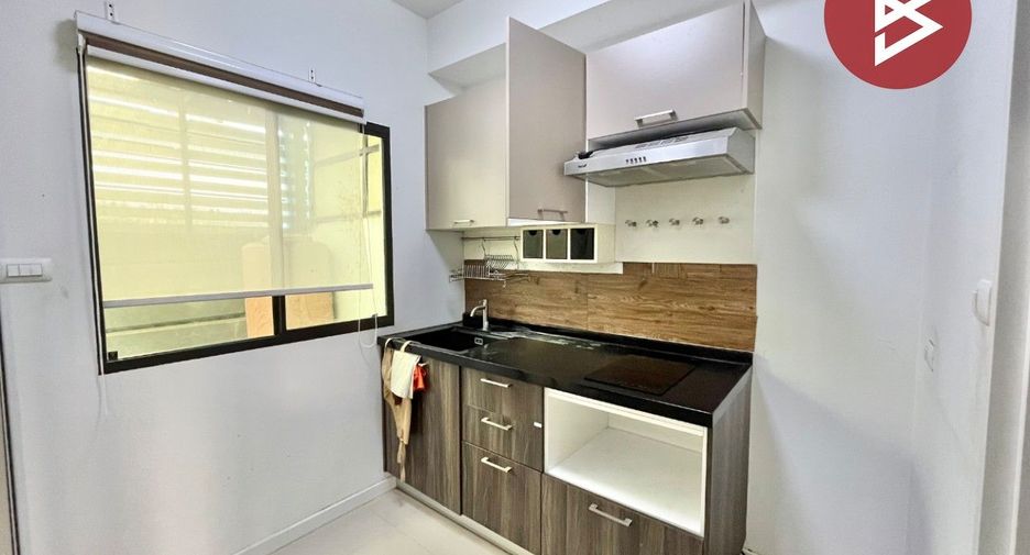 Reihenhaus zur Miete und zum Kauf mit 3 Zimmer in Bang Sao Thong, Samut Prakan