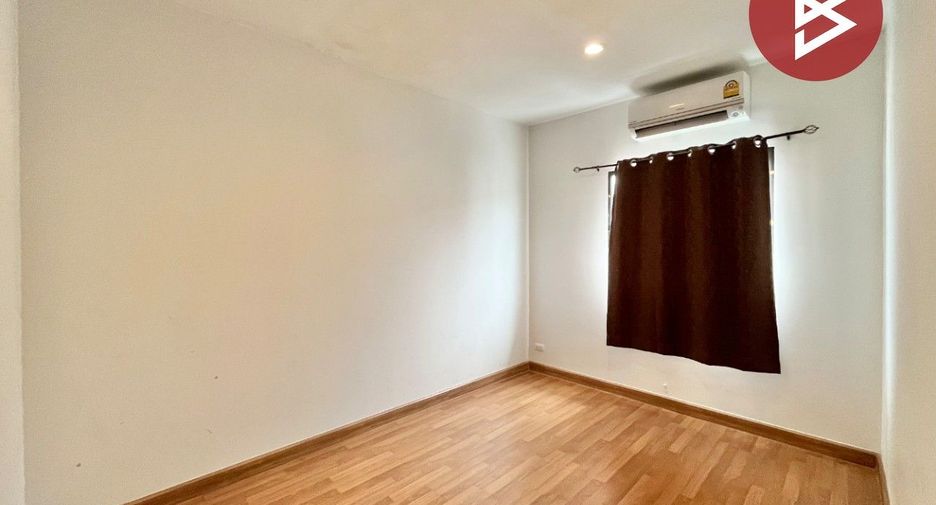 Reihenhaus zur Miete und zum Kauf mit 3 Zimmer in Bang Sao Thong, Samut Prakan
