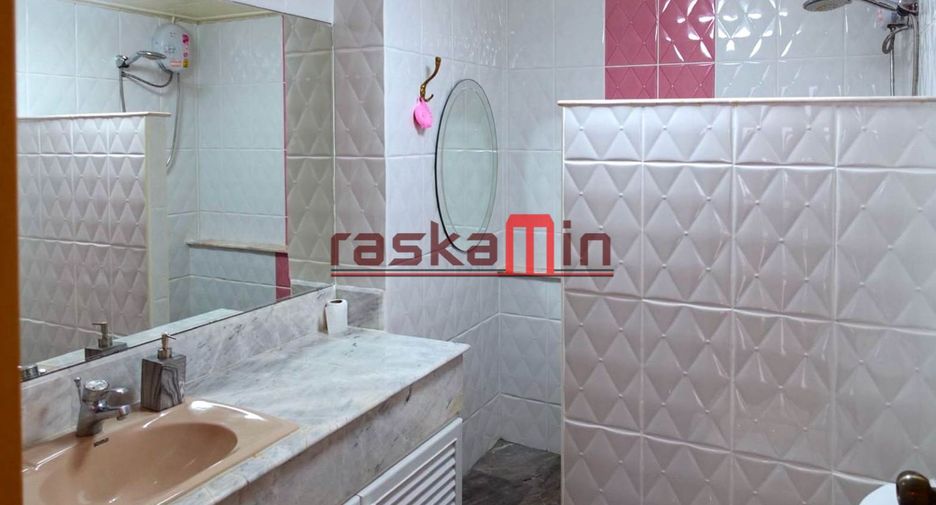 For rent 3 bedrooms condo in Bang Lamung, Chonburi