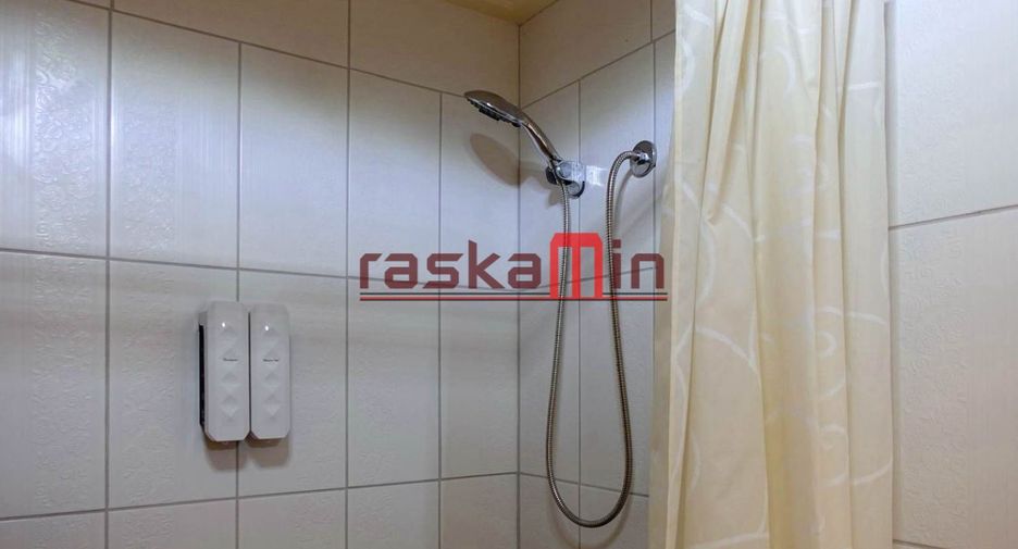 For rent 3 bedrooms condo in Bang Lamung, Chonburi