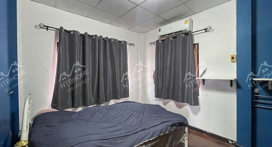 Haus zur Miete und zum Kauf mit 4 Zimmer in Pak Kret, Nonthaburi