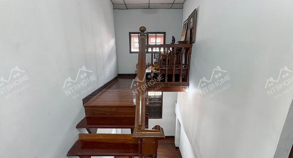 Haus zur Miete und zum Kauf mit 4 Zimmer in Pak Kret, Nonthaburi