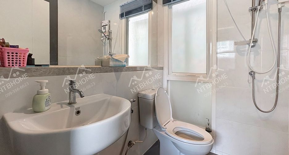 Casa en venta de 4 habitaciones en Don Mueang, Bangkok