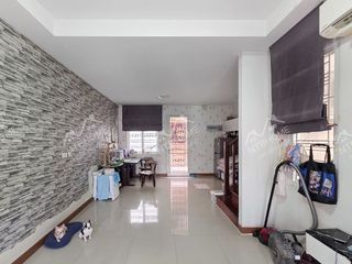 À vendre 3 chambres maison de ville à Bang Kruai, Nonthaburi