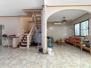 À vendre 3 chambres maison de ville à Bang Bua Thong, Nonthaburi