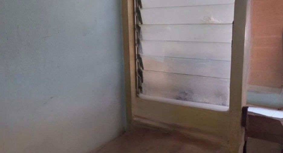 For sale 1 bed condo in Bang Sao Thong, Samut Prakan