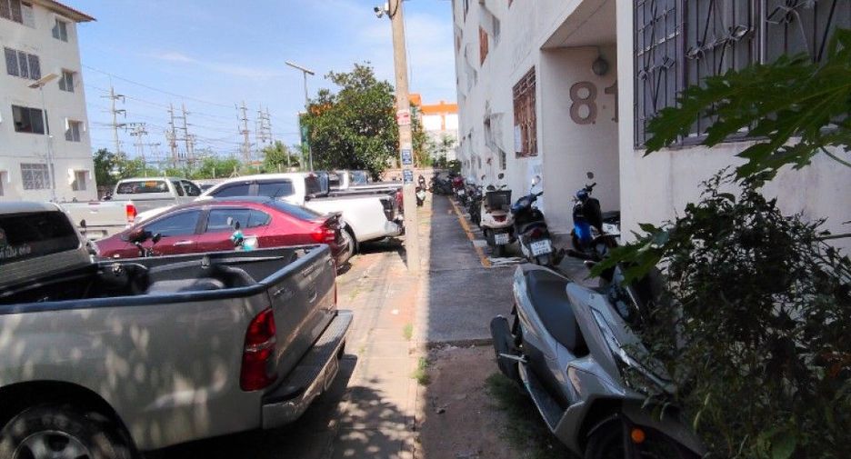 For sale 1 bed condo in Bang Sao Thong, Samut Prakan
