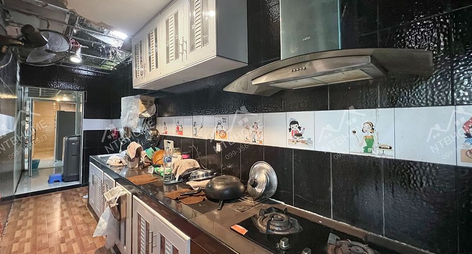 出售 4 卧室 独立屋 在 Khlong Luang, Pathum Thani