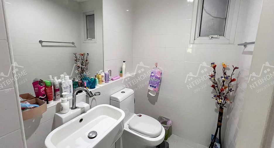 出售 4 卧室 独立屋 在 Khlong Luang, Pathum Thani