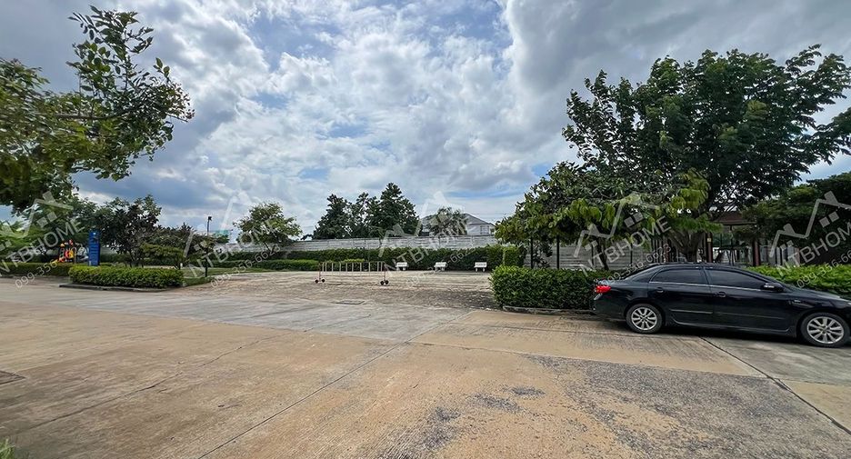 出售 4 卧室 独立屋 在 Khlong Luang, Pathum Thani