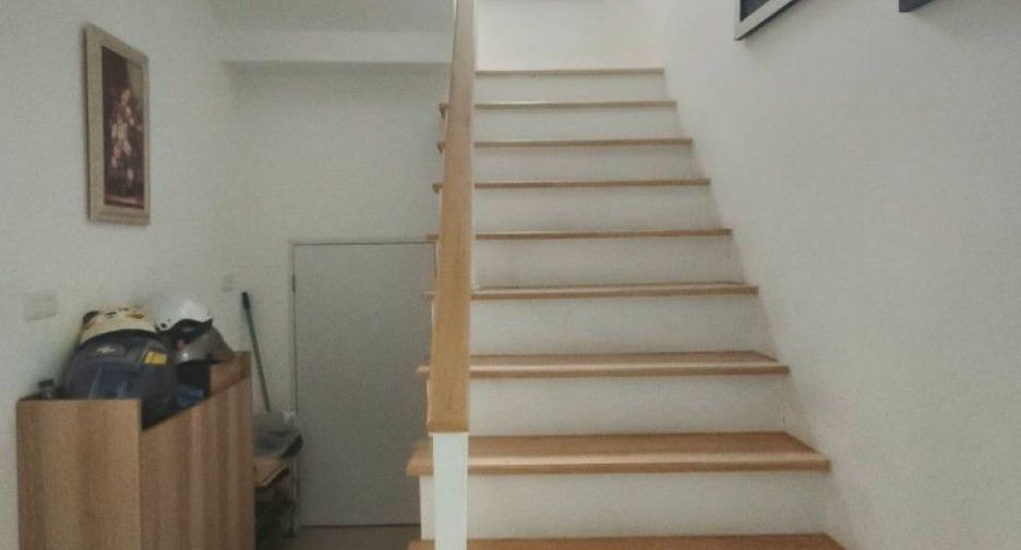 Casa en venta de 4 habitaciones en Don Mueang, Bangkok