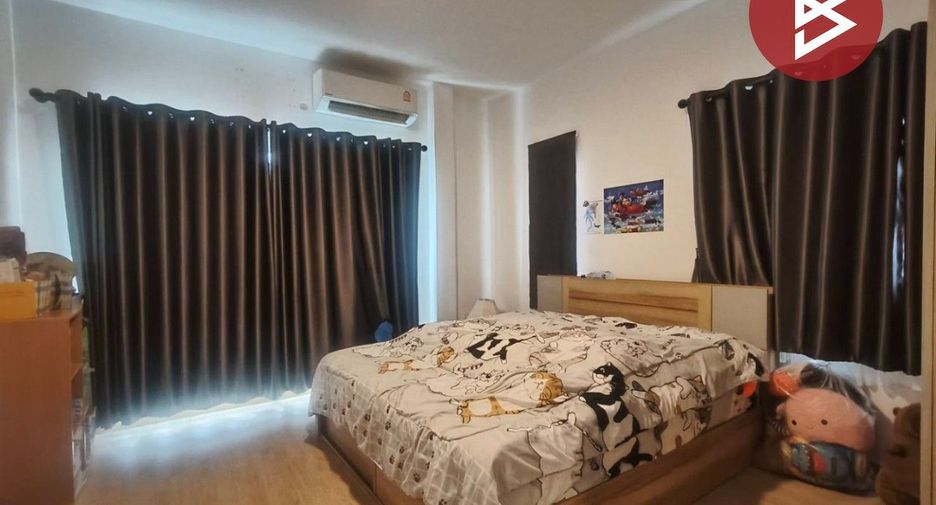 Casa en venta de 4 habitaciones en Don Mueang, Bangkok